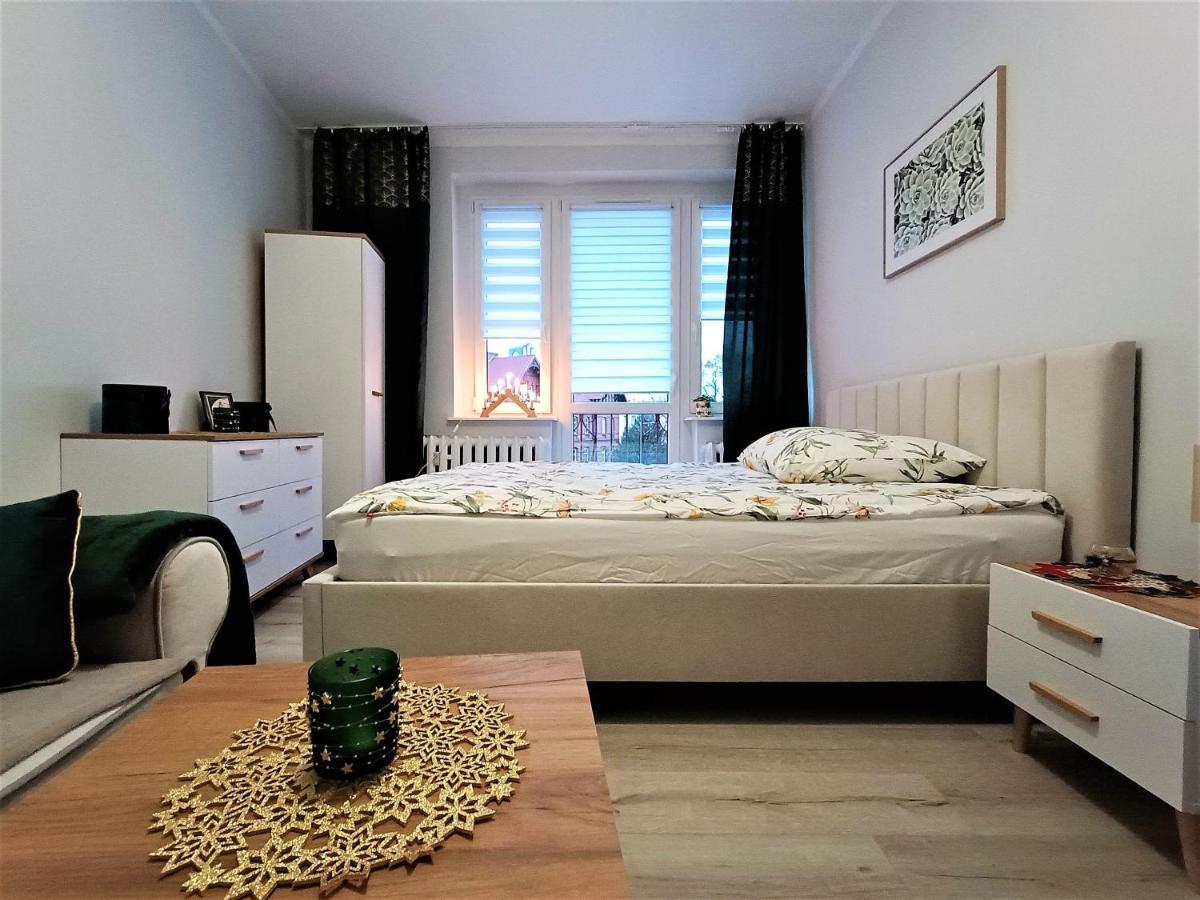 Szmaragdowy Apartament Przy Ulicy Opolskiej Tarnowskie Góry Exterior foto