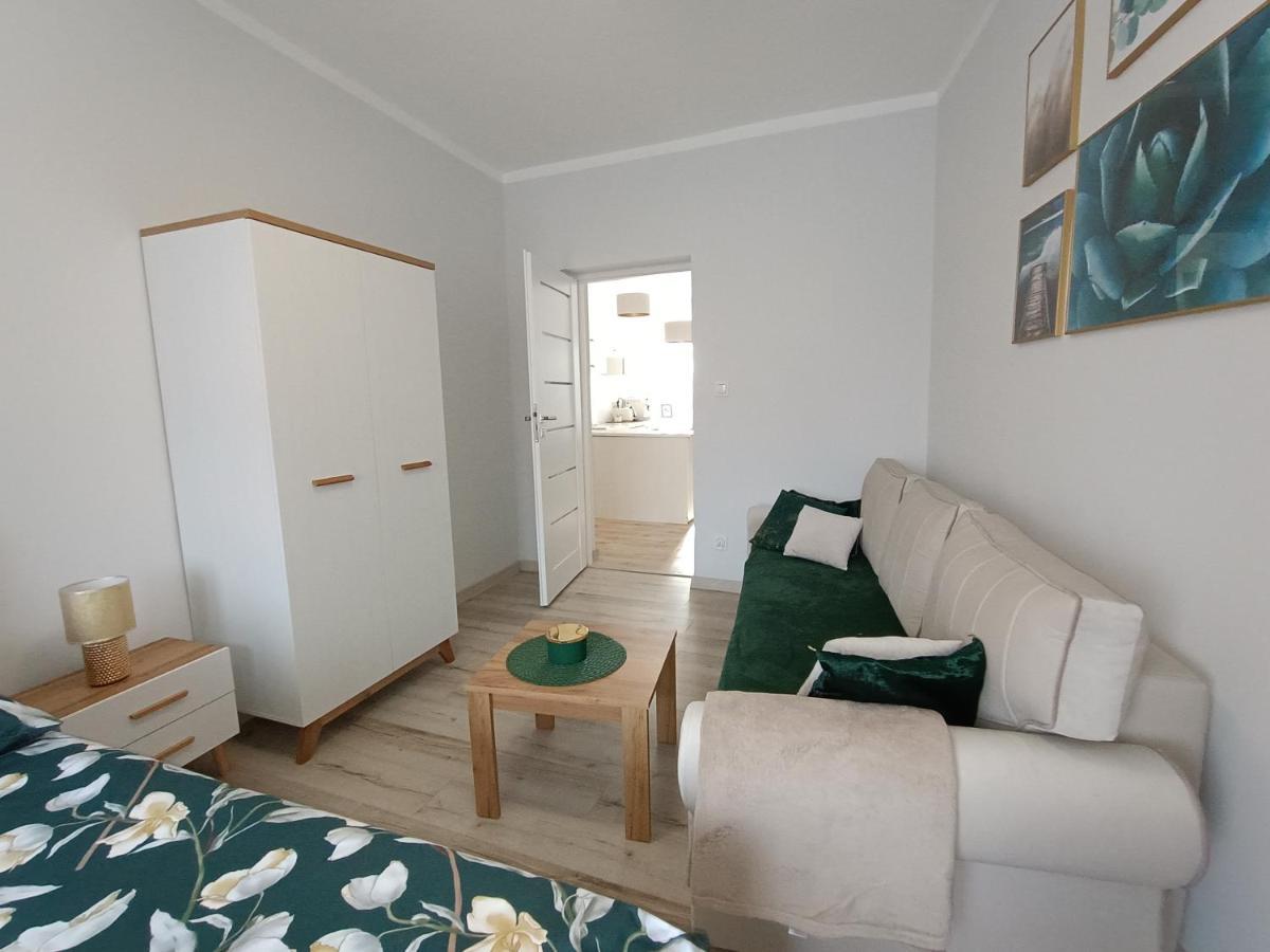 Szmaragdowy Apartament Przy Ulicy Opolskiej Tarnowskie Góry Exterior foto